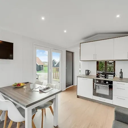 2 Bedroom In Nyaraló *