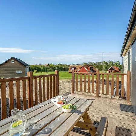 2 Bedroom In Nyaraló *