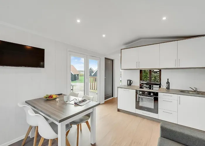 2 Bedroom In Vakantiehuis *