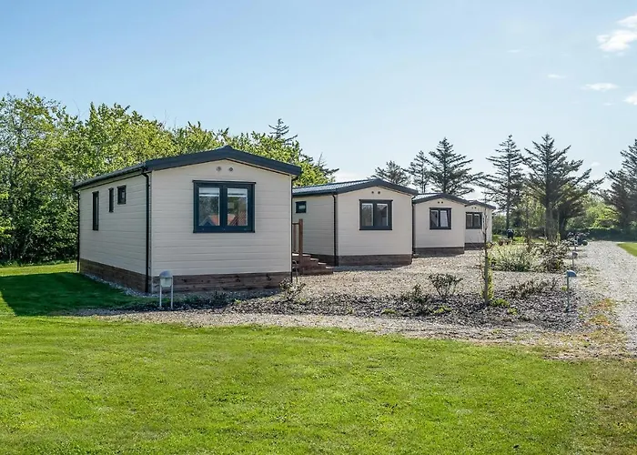 2 Bedroom In *